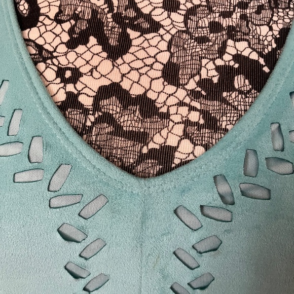 XTRAORDINARY WOMEN'S TUNIC SLEEVLESS TUNIC - Picture 5 of 6